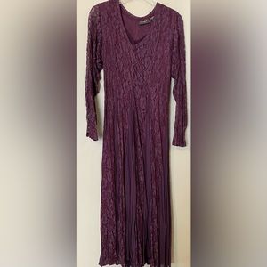 Nostalgia Burgundy maxi full length lace dress